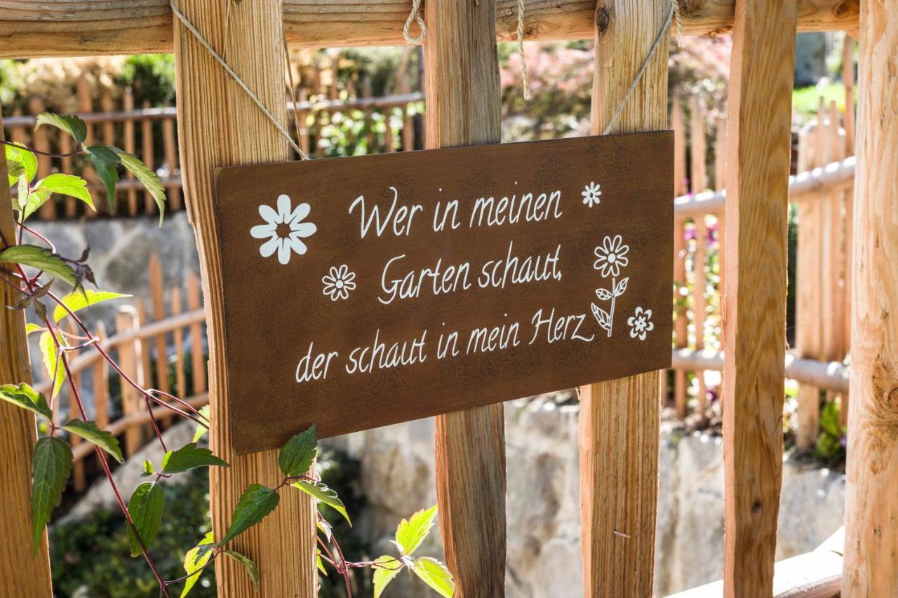 Hotel Landhaus Zillertal Fuegen Exterior photo